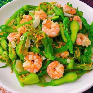 nụ bí xào tôm
